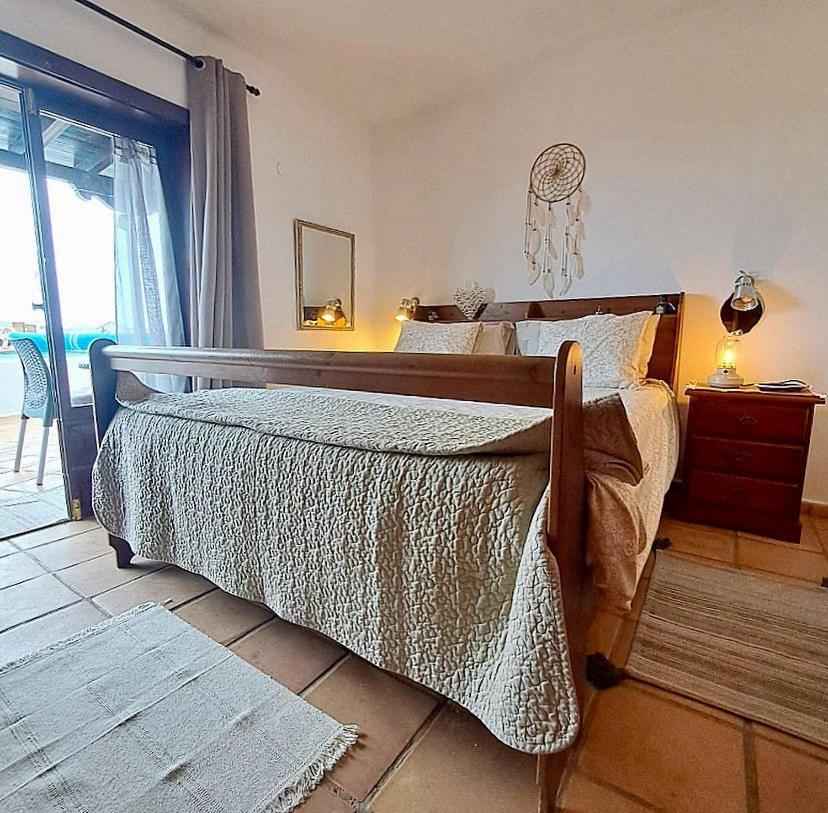Tipica Lanzarote House Only Adults Bed & Breakfast Tías Екстериор снимка
