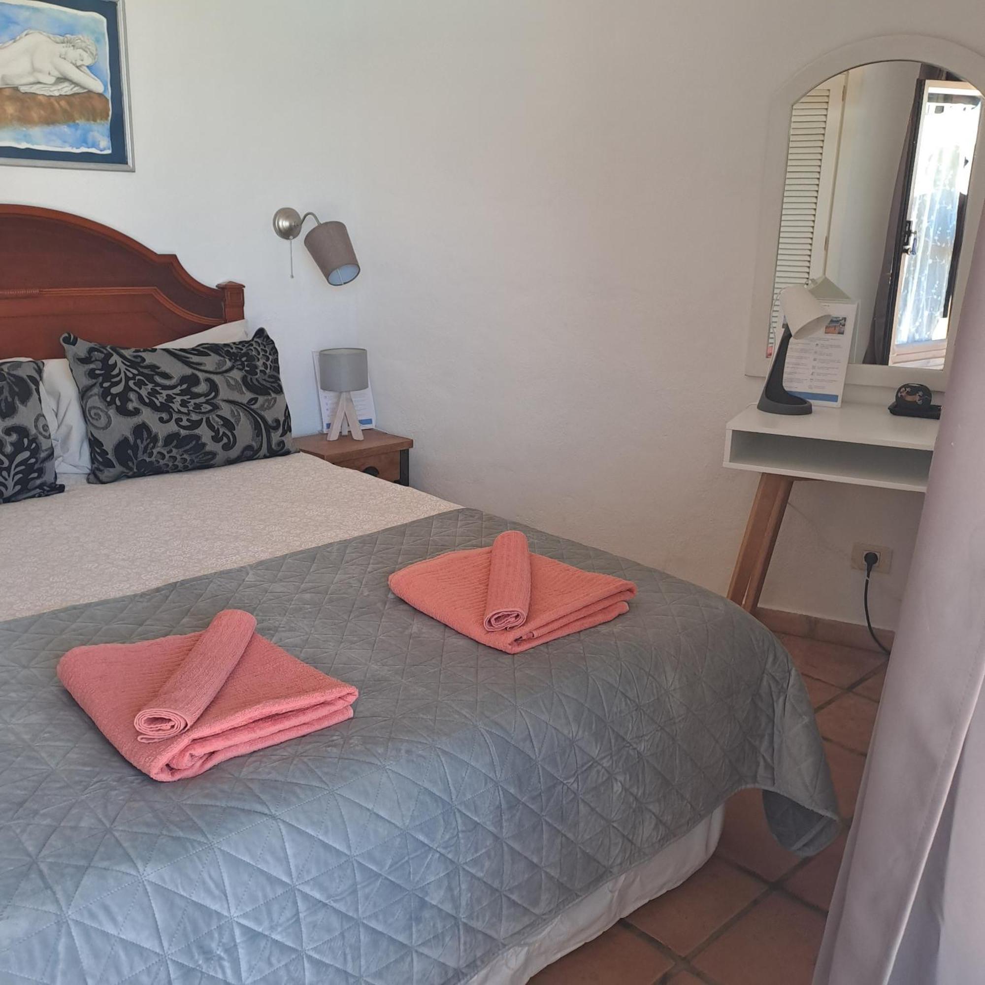 Tipica Lanzarote House Only Adults Bed & Breakfast Tías Екстериор снимка