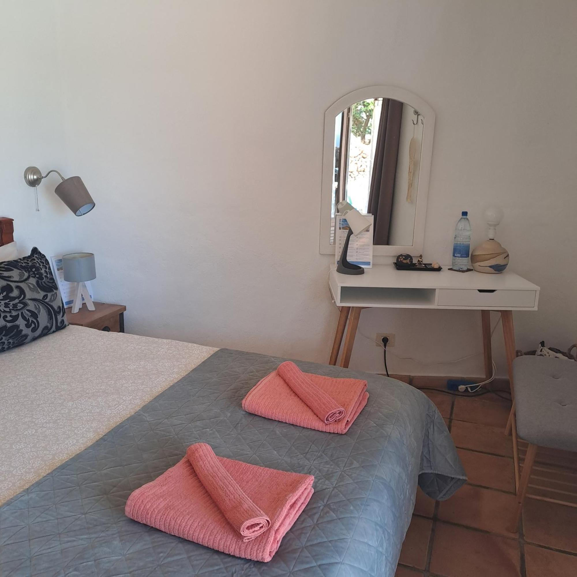 Tipica Lanzarote House Only Adults Bed & Breakfast Tías Екстериор снимка