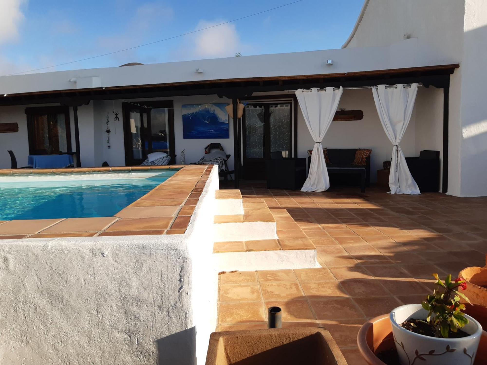 Tipica Lanzarote House Only Adults Bed & Breakfast Tías Стая снимка